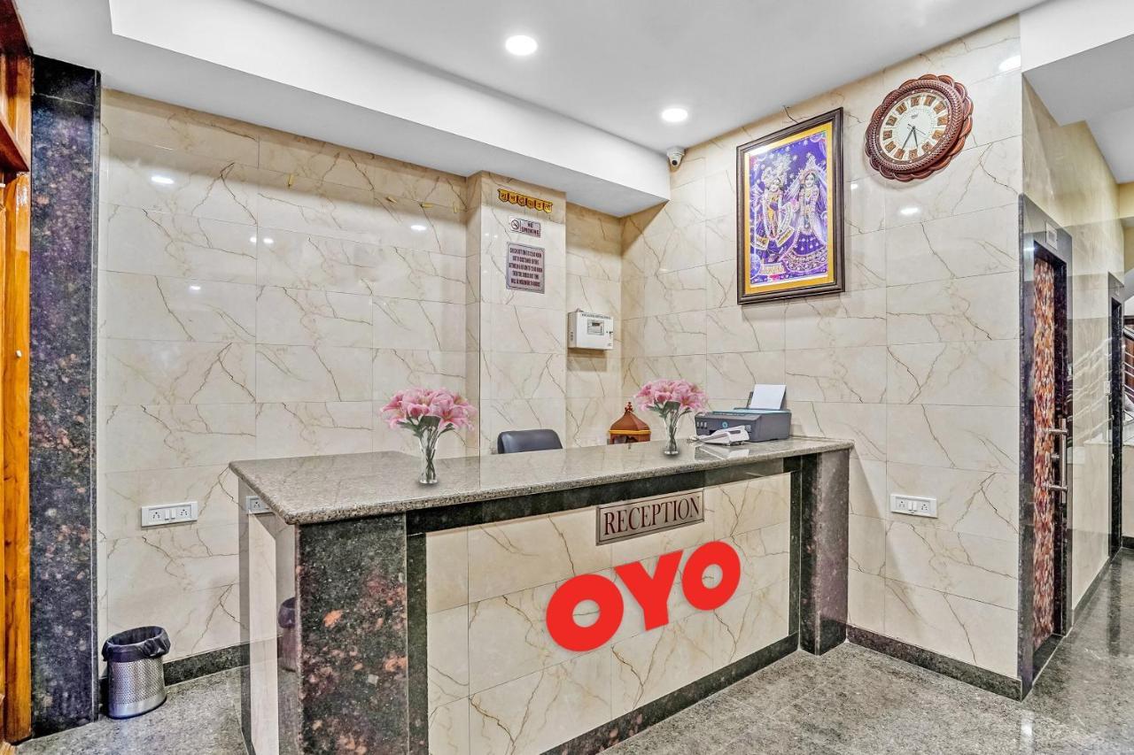 Oyo 88326 Hotel Cloud 9 Nova Deli Exterior foto